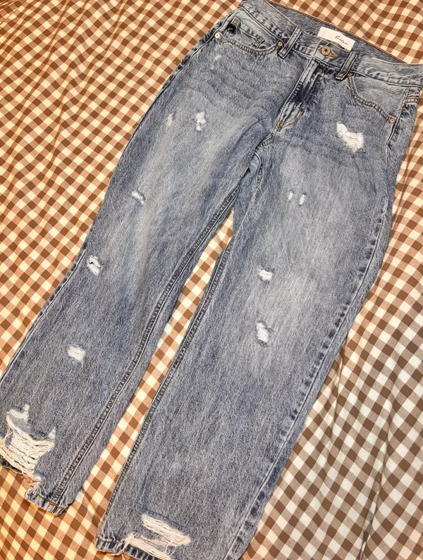 KanCan Distressed USA Jeans - Image 3