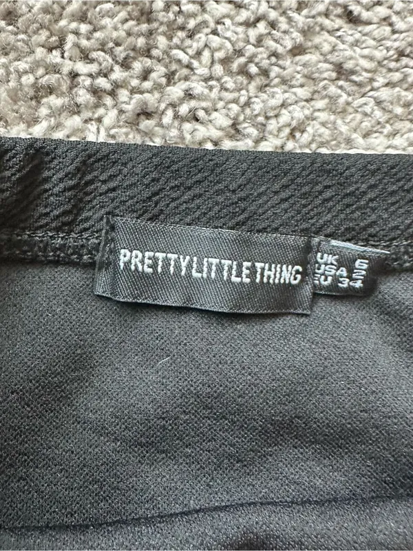 PrettyLittleThing Black Mini Skirt - Image 4