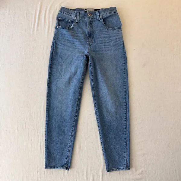 Levi's SilverTab Mom Jeans W28 L27 High Rise Tapered 90s Revival - Image 2