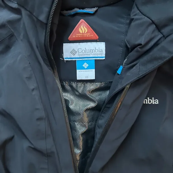 Columbia Black Insulated waterproof Ski Jacket - Image 3