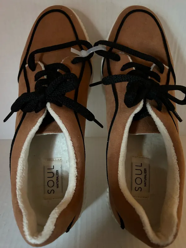 Naturalizer Sneakers - Image 7