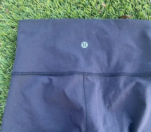 Lululemon Wunder Under Black Leggings 25" - Image 2