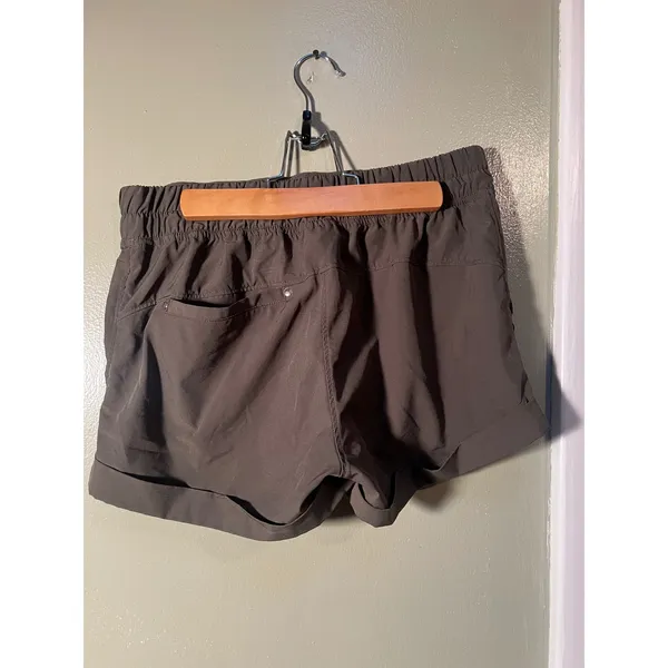 MPG Mondetta Performance Gear Women's Size XS Outdoor Shorts Olive Green Cuffed - Image 5