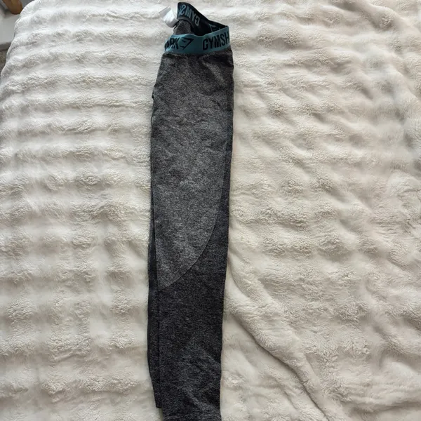 Gymshark Leggings Grey - Image 3