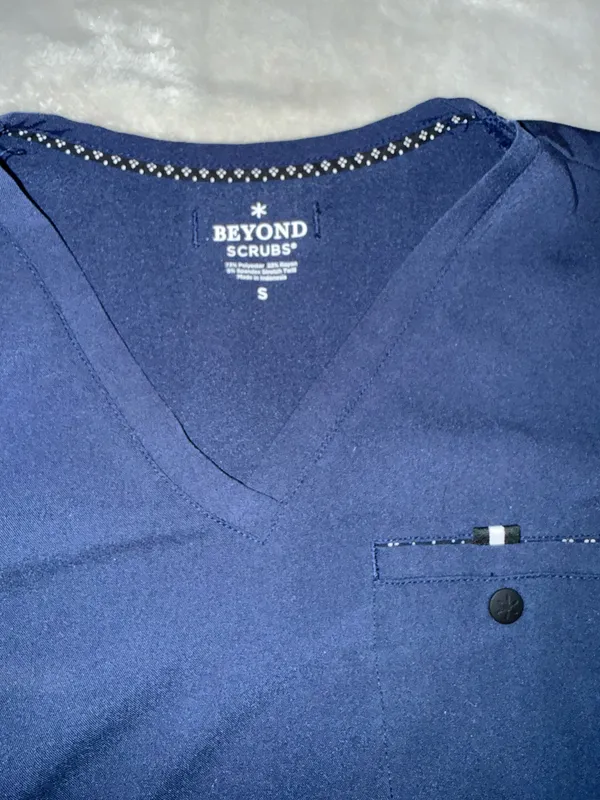 Beyond Scrubs Scrub Top Blue - Image 2