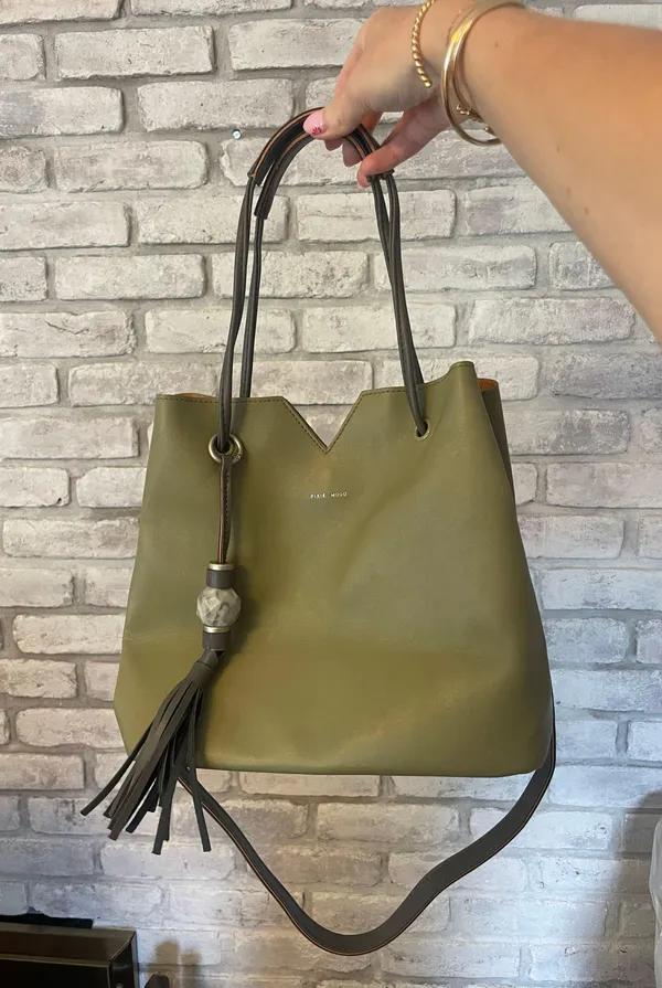 Pixie Mood green bucket bag - Image 2
