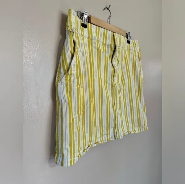 SALE! Yellow Stripe LOFT Cotton Skirt Size 14 EUC - Image 3
