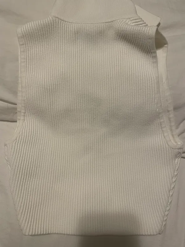 Babaton Aritzia Sculpt Knit Polo Tank - Image 3