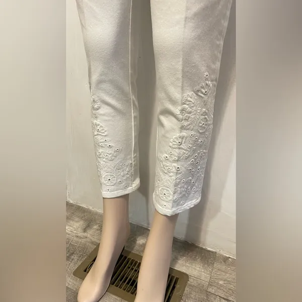 Tory Burch White Cropped Jeans - Image 10