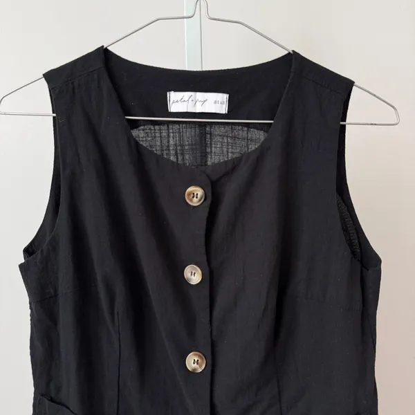 Petal and Pup sz 4 Black Cotton Button Front Vest‎ Top Pocketed NWOT Preppy - Image 2