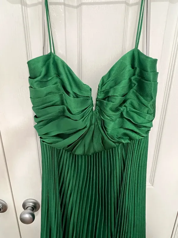 ML Monique Lhuillier Hammered Satin Charmeuse Pleated Gown - Image 4