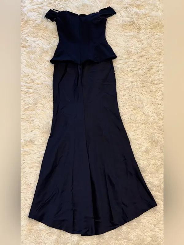 NEW Betsy & Adam Off the Shoulder Mixed Media Satin Navy Gown Sz 4 - Image 6