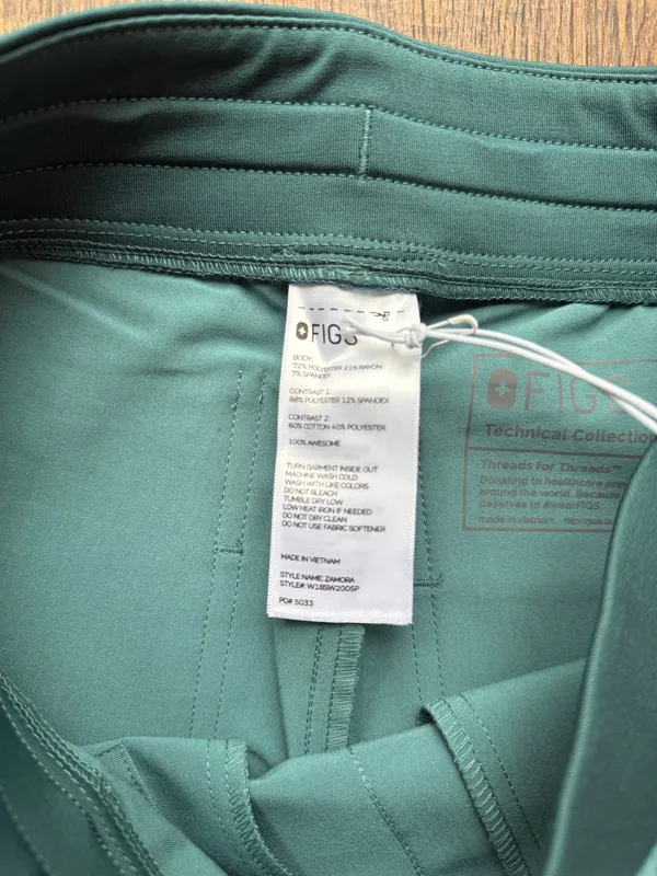 NWT FIGS Women’s Hydrogreen Zamora Jogger Scrub Pants - Size XXS Petite - Image 4