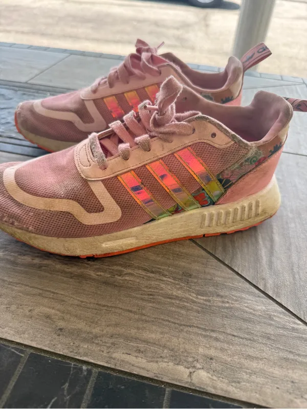 Adidas NMD R1 Pink Floral Iridescent Sneakers Women’s Size 6 - Image 7