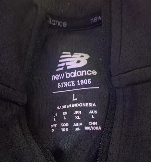 New Balance Sweatshirt - Image 2