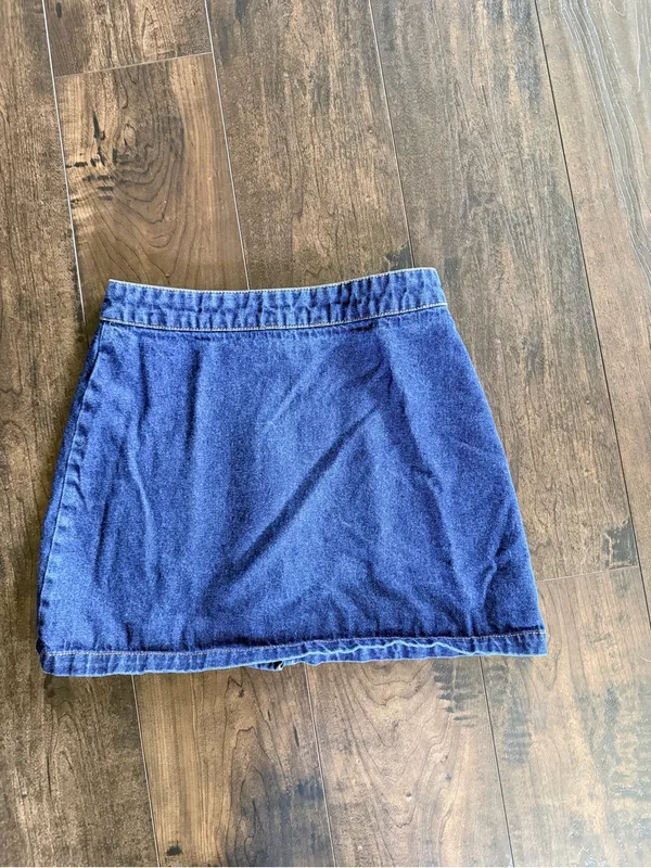 Forever 21 Button Front Denim Skirt - Image 2