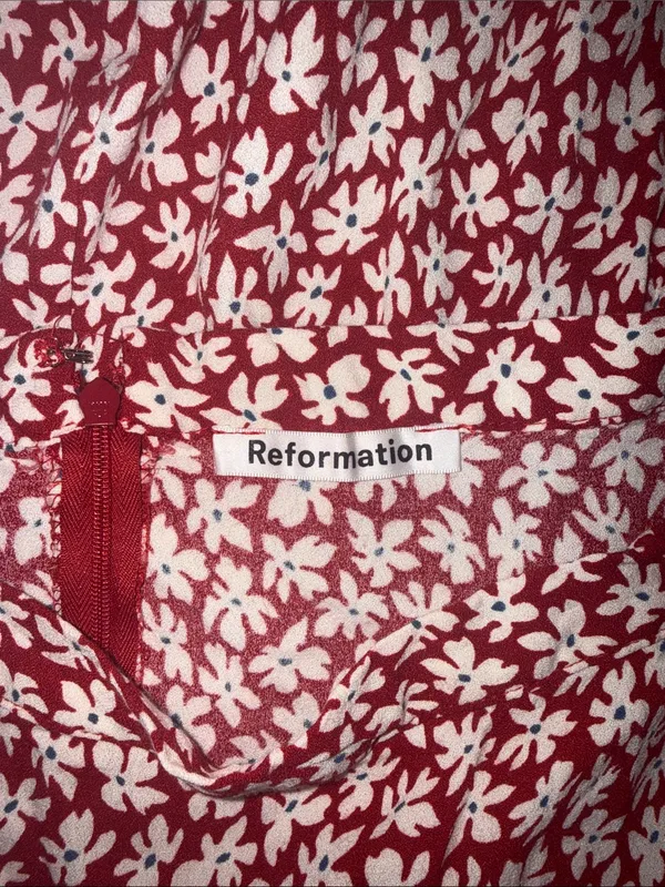 Reformation Red and White Floral Midi Skirt - Image 3