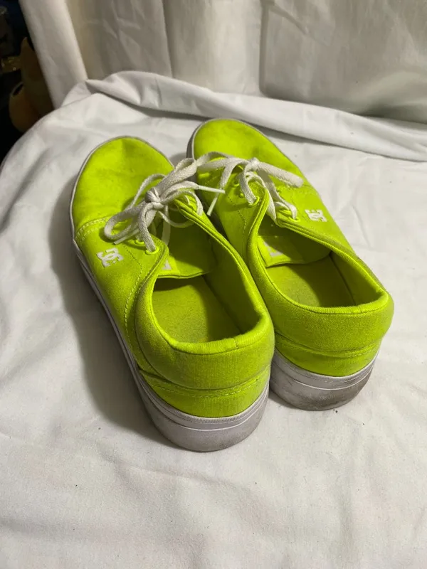 DC Trase Platform TX SE Neon Yellow Canvas Sneakers Women's Size 9 Skate Shoes - Image 10