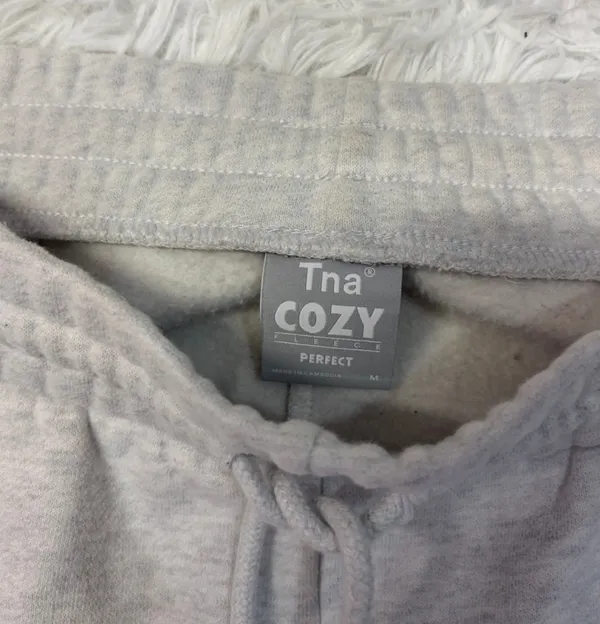 Aritzia TNA Cozy Fleece Perfect Joggers Grey - Image 3