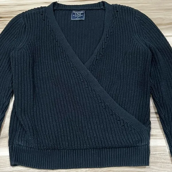 Abercrombie and Fitch Black Knit Wrap Sweater Women’s Small - Image 4