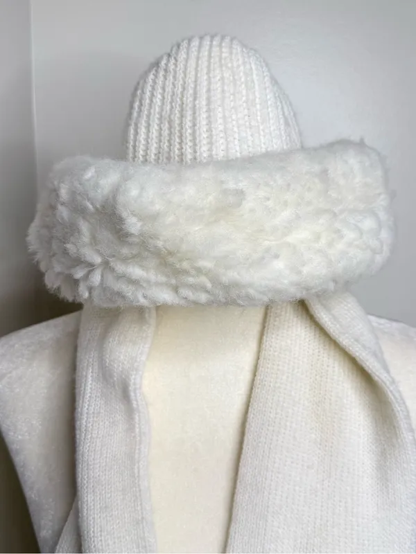 Vintage Faux Fur Knit Hat w/ Attached Scarf White/Ivory - Image 2