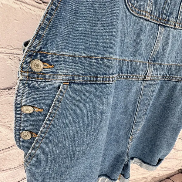 Old Navy Overall Shorts Women's XL Blue Denim Shortalls Cuffed Classic - Image 6