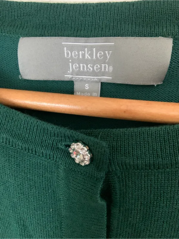 Berkley Jensen Green Rhinestone Button - Image 2