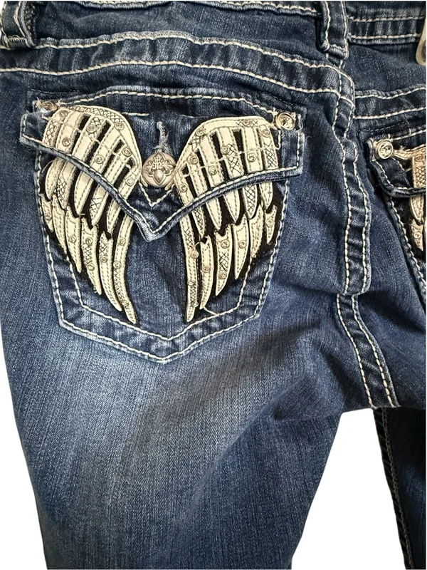 Miss Me Mid Rise Cuffed Capri Jeans Size 30 Angel Wings Embellished MP6377P - Image 7