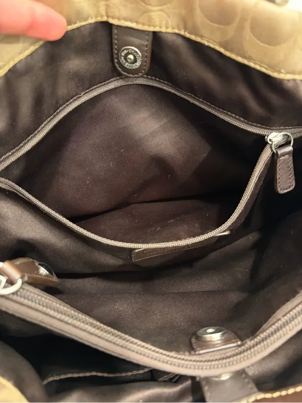 Coach Ashley Signature Sateen Carryall Satchel Bag F15510 Khaki Brown Leather⁠ - Image 11
