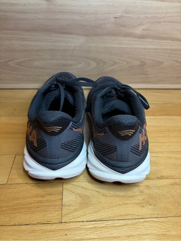 Hoka Clifton 9 Women's Sneakers - Size 9.5 - Image 4