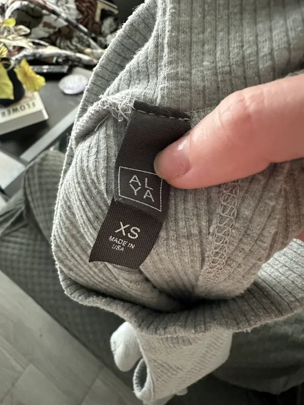 Gray Tank️ Size XS - Image 3
