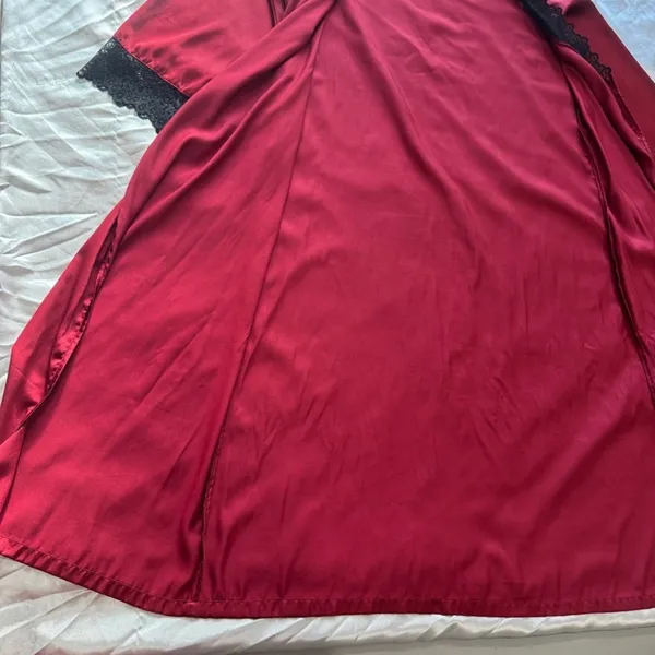 Satin Robe with Lace Trim Red Size M - Image 9