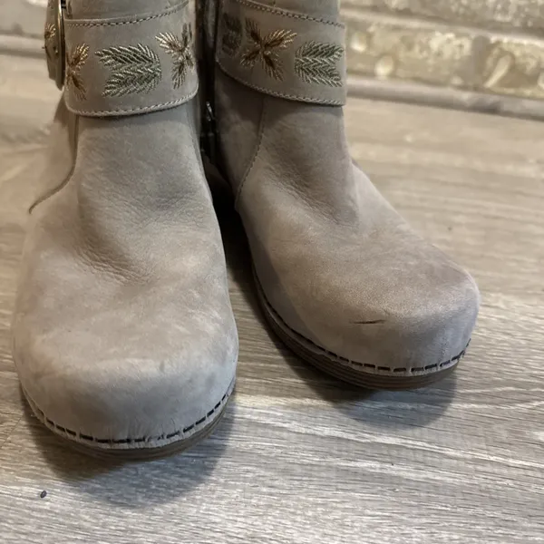 Dansko Balance Beige‎ Leather Ankle Bootie Zip Buckle Round Toe Women's 8 38 - Image 6