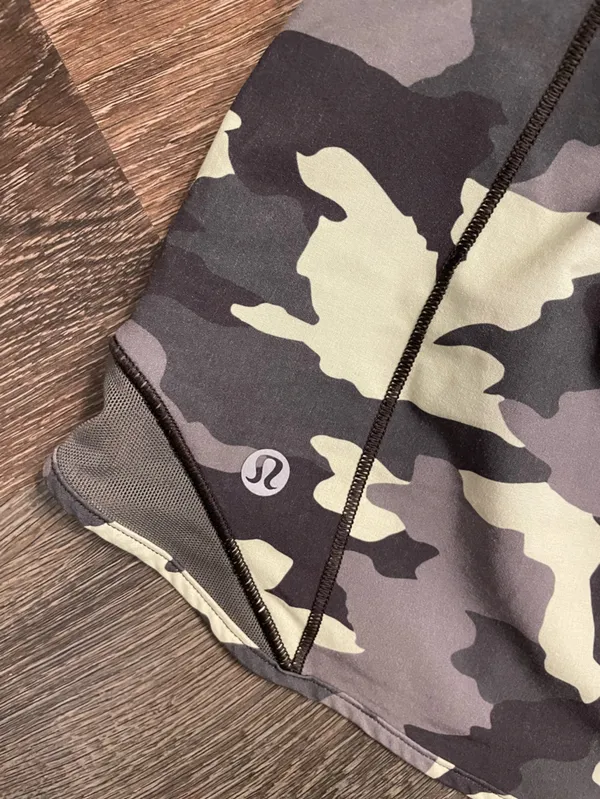 Lululemon Hotty Hot Low-Rise Short Camo Print Women's Running Green Size 6 - Image 5