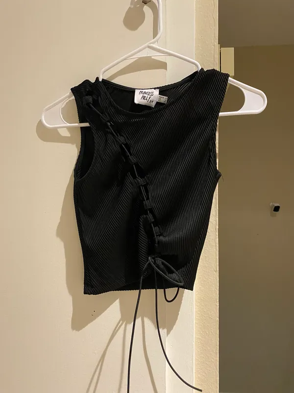 Princess Polly Black lace up Crop Top - Image 4