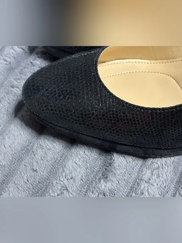 Calvin Klein Black Textured Mid Heel Pumps - Image 2