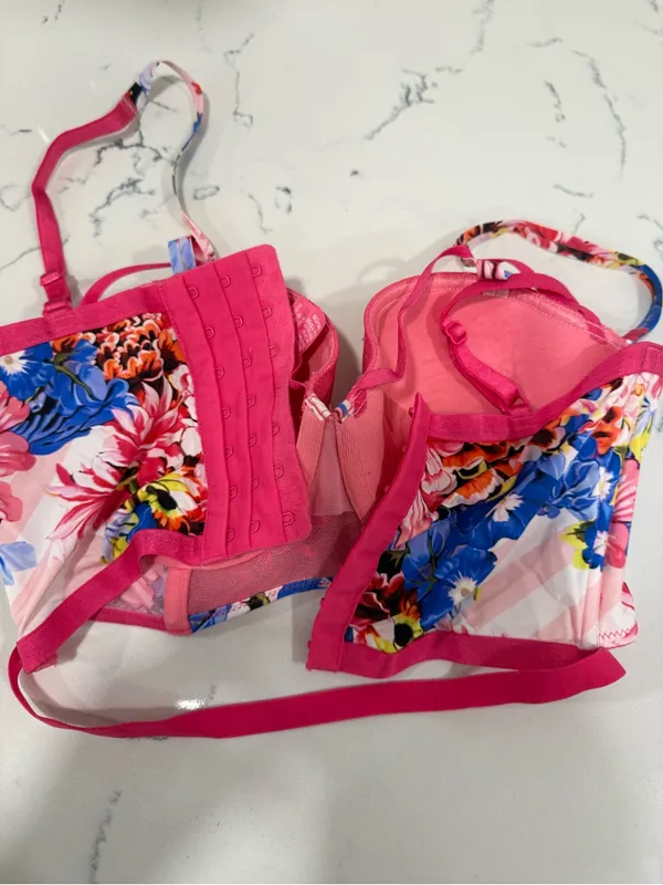Victoria's Secret Hot Pink Floral Lace Push-Up Bra - Image 2