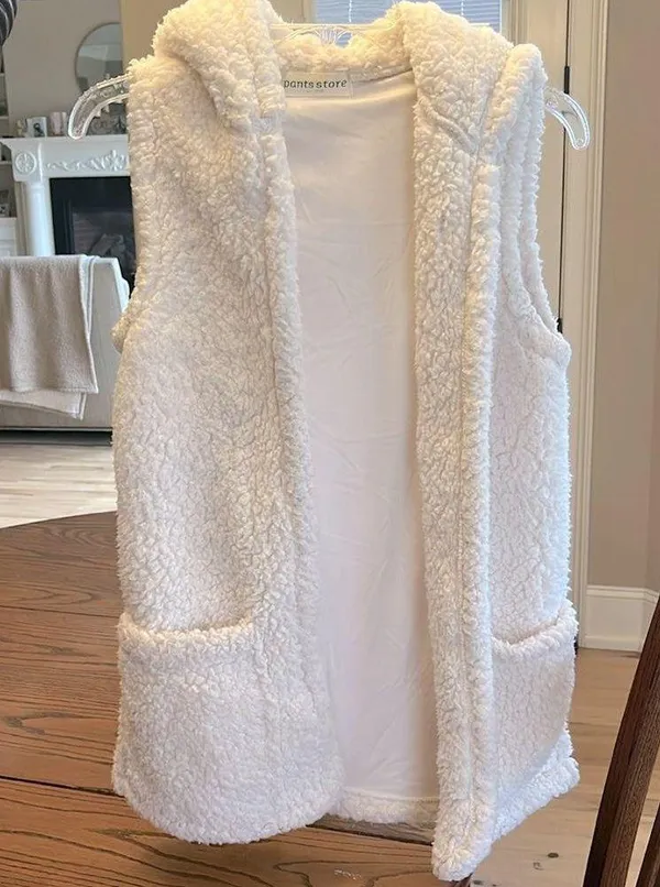 The Pants Store Cozy Off White Sherpa Vest Hoodie - Image 9