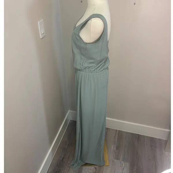 Show Me Your Mumu Kendall Maxi Dress Sage Green V-Back Size Small - Image 10