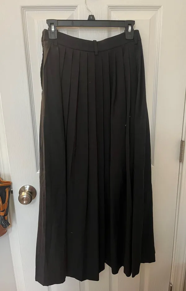 Abercrombie Pleated Maxi Skirt - Image 2