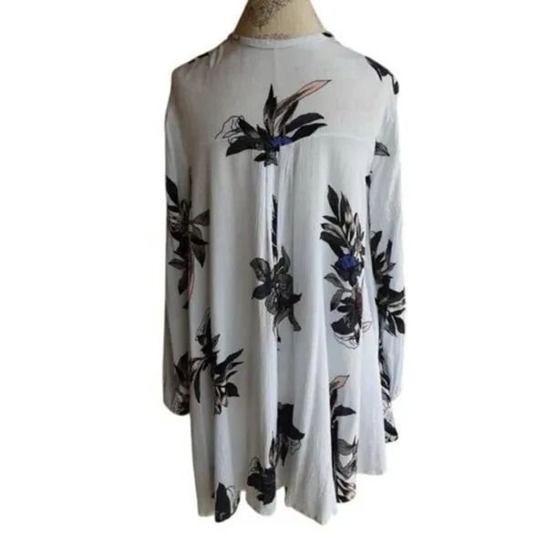 ✨Free people White Combo Electric Orchid Sz Small Swing Tunic✨ - Image 5