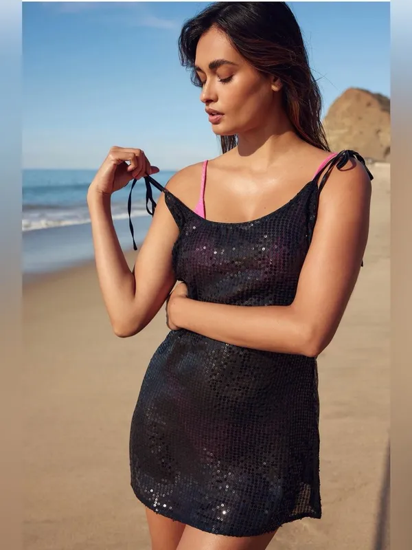NWT LULUS Women Beachside Stunner Black Sequin Swim Cover-Up Size Medium - Image 2