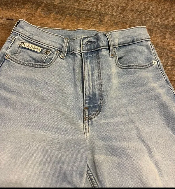 Calvin Klein Jeans - Image 3