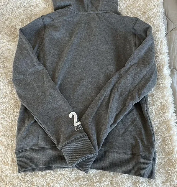 Women’s Hollister Sweatshirt - Image 3