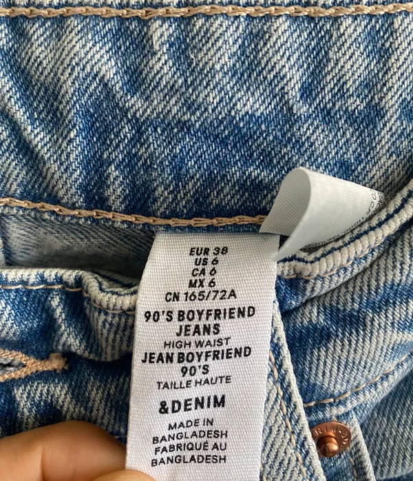 H&M 90’s Boyfriend Jeans - Image 3