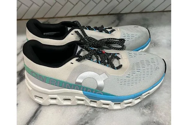On Cloudstratus Women’s Running Shoes Size 9.5 White Blue Teal Lightweight - Image 2