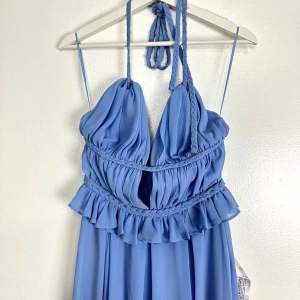 DRESS THE POPULATION Athena Halter Neck Gown in Periwinkle Size Small - Image 4