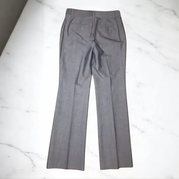 Banana Republic Gray Women's Trousers - Image 4
