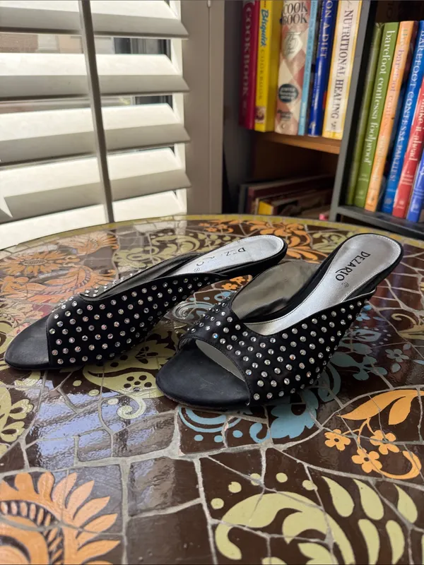 Dezario Rhinestone Slip In Heel Sz: 8 - Image 3