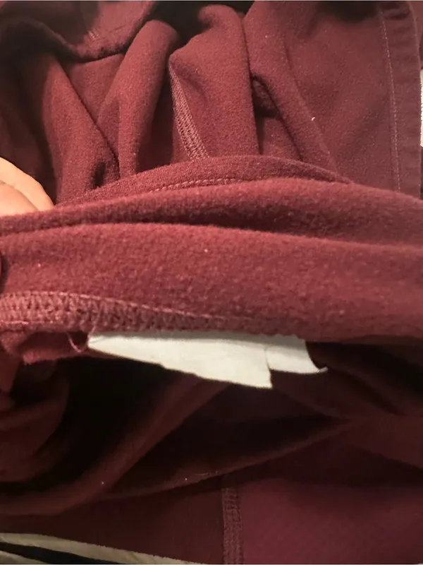 Athleta Women's Tech Hoodie -Maroon Hooded Pullover Top - Size S/M (estimated) - Image 10